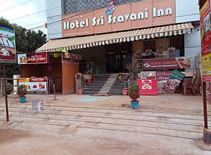 Sri Sravani Inn