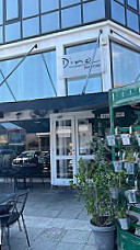 Dino Art Cafe