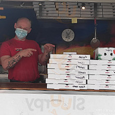 No Limit Kébab Pizzas