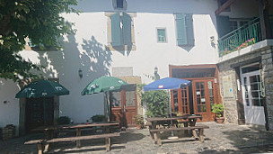 Jango Boulangerie, Epicerie,