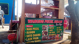 Warung Pecel Siram Sam Rihot