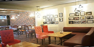 Meet Treat Rooftop Café Restro Lounge