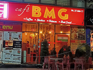 Cafe B. M. G