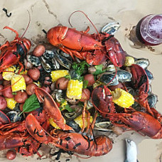 Standard Gastropub Family Style Lobster Feast