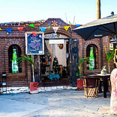 La Catrina Cantina