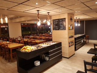 Girona Café Bar Restaurant Rungis
