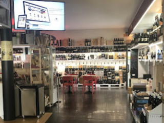 Enoteca Le Cantine Di Secondo Di Udine