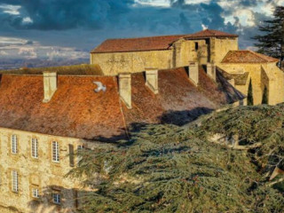 La Table Du Monastère De Saint-mont