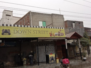 Down Street Foods Faisalabad.