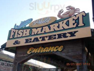 Phil's Fish Market And Eatery