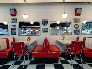 Teddy's American Diner Millenium City