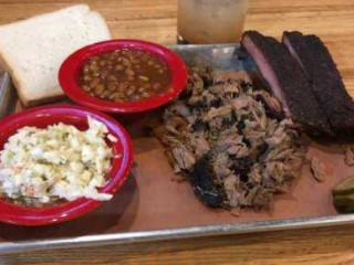 Doc's Madison Smokehouse