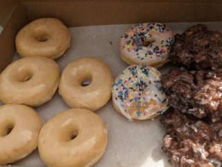 Lucky Donuts And Deli