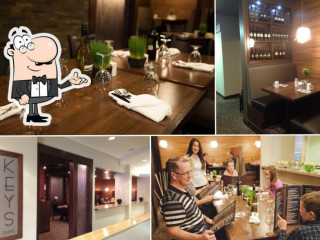 Keys Dining Lounge & Restaurant