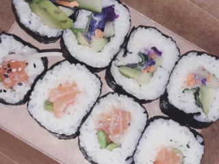 Maki Sushi Rolls