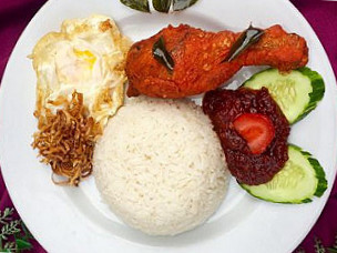 Atoi Chicken Rice