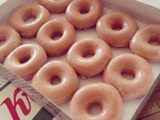 Hot And Creamy Donuts