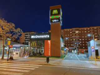 Mcdonald's Almozara