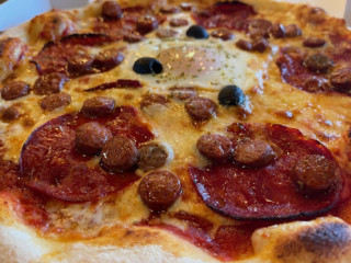 La Pizza Catalane