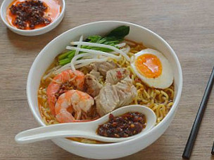 Boy's Penang Prawn Noodle