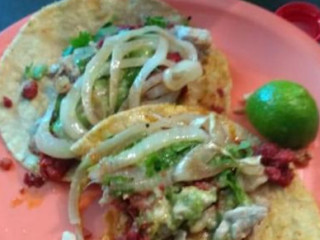 Tacos La Wuera