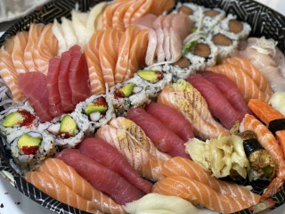 Hinote Sushi