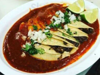 Carnita's Mexican