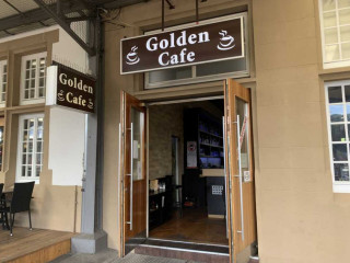 Golden Café