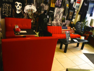 ROCK IN STORE CAFE
