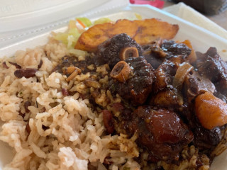 I-land Vybz Jamaican Resturant