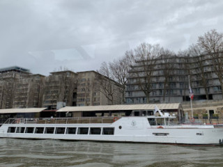 Yachts De Paris