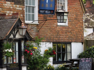 The Eight Bells Country Pub And Kitchen
