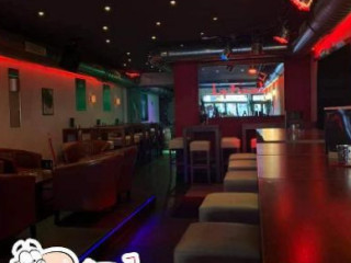 Lefreak Restaurant Lounge Bar