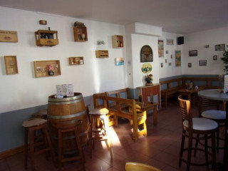 Le C.b.a. Cafes, Bieres, Amities
