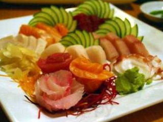 Ronin Sushi and Sake Bar