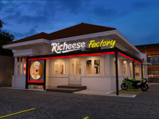 Richeese Factory