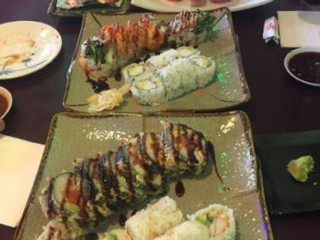 Sushi Roll Roll Roll