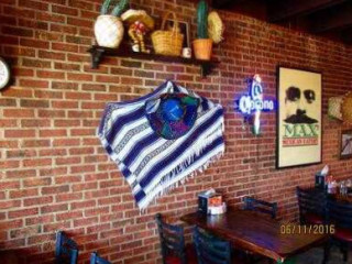 Max' Mexican Eatery