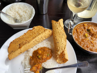 Wasagas Curry And Cocktail