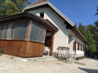 Planinska Koča Na Hleviški Planini