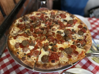 Grimaldi's Pizzeria