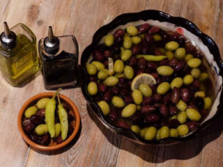 Green Olive Meze