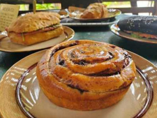 Tiong Bahru Bakery (safari Minden Road)