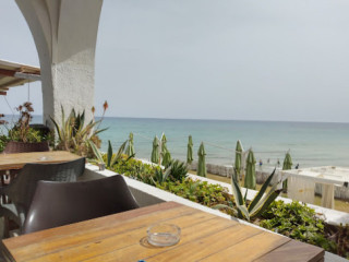 Casa Café (café De La Plage)