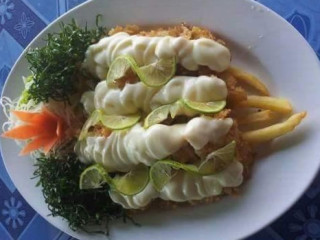 ร้านอาหาร แพสองคุ้ง