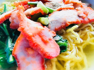 ชุนฮั้ว บะหมี่ เกี๊ยว หมูแดง