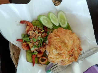 ร้านปัณณ์