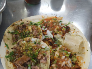 Taquería Los Cuñados