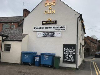 The Dog And Gun