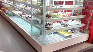 Yash Eggless Cake Shop